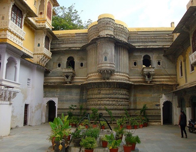 Bagor Ki Haveli, Udaipur, Rajasthan - Vushii.com Bagor Ki Haveli, Udaipur, Rajasthan - Vushii.com
